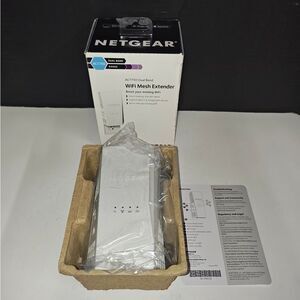 NETGEAR EX6250 AC1750 White Dual-Band Wi-Fi Mesh Range Extender